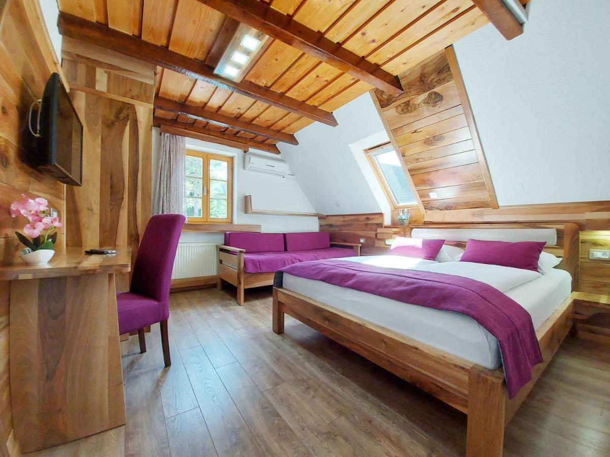 예제르체 Plitvice Etno House II B&B 외부 사진