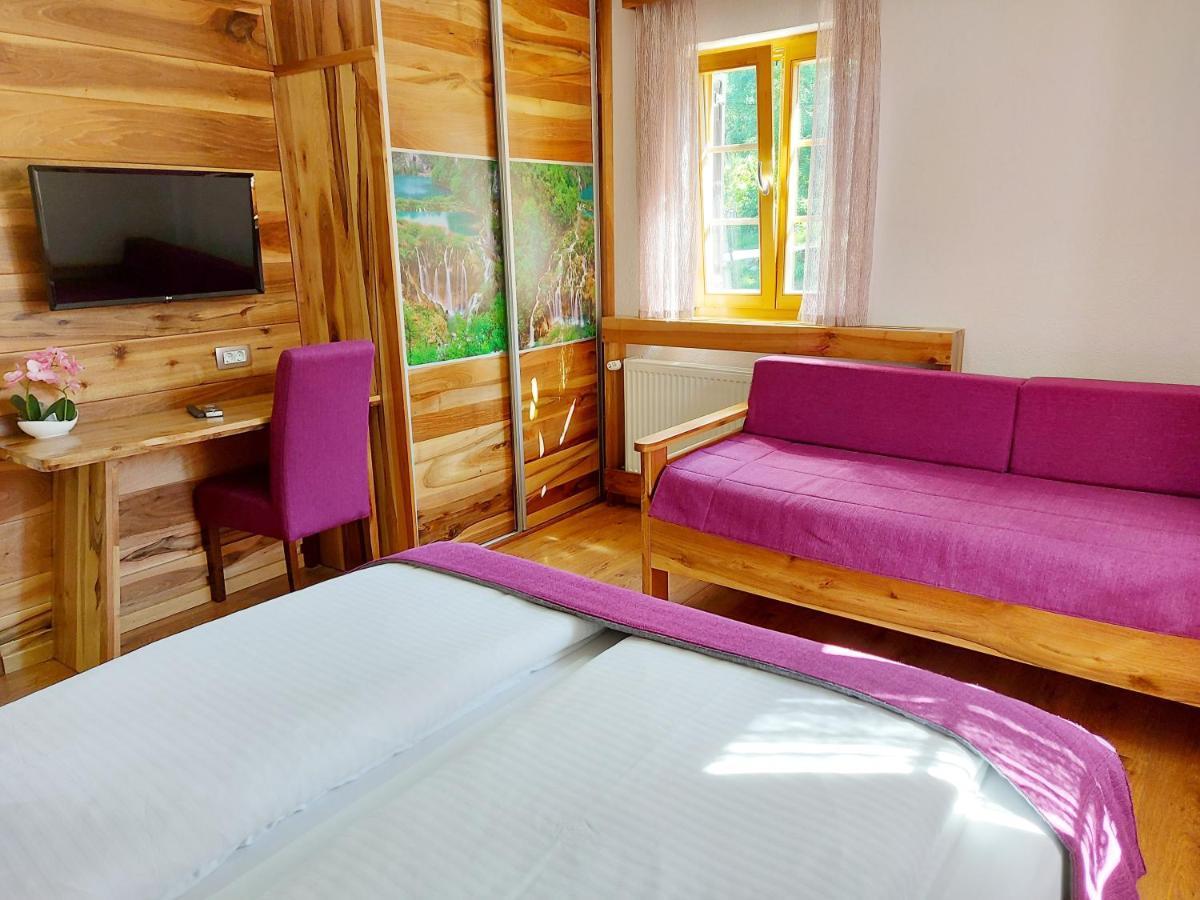 예제르체 Plitvice Etno House II B&B 외부 사진